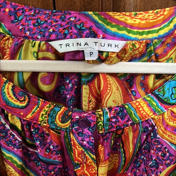 Trina Turk 100% Silk Blouse - Picture 2 of 5